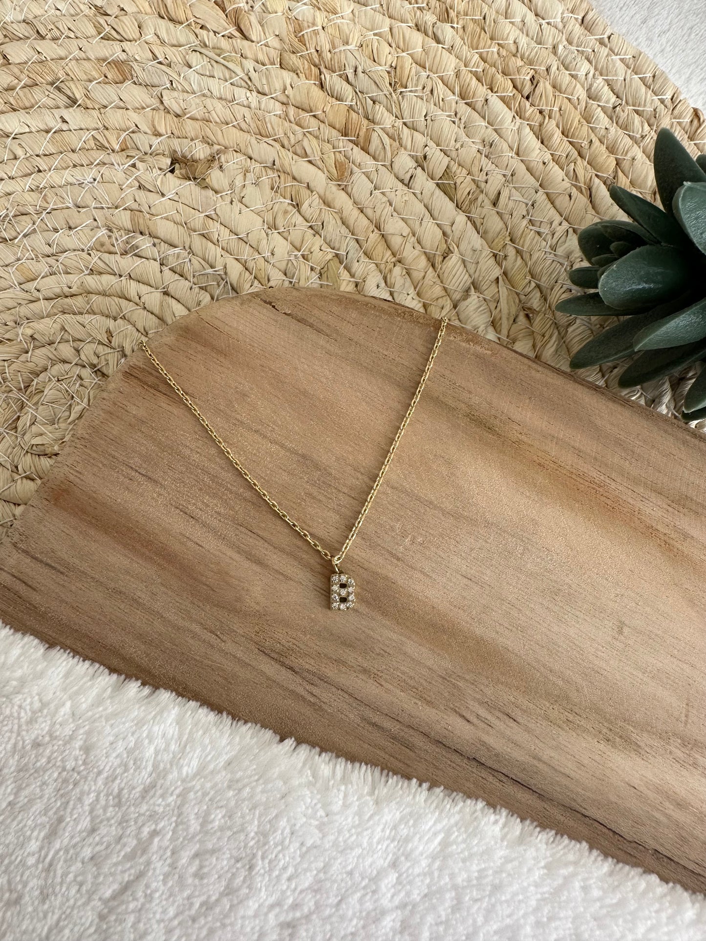 Collier initiale en cristal et acier inoxydable - Doré