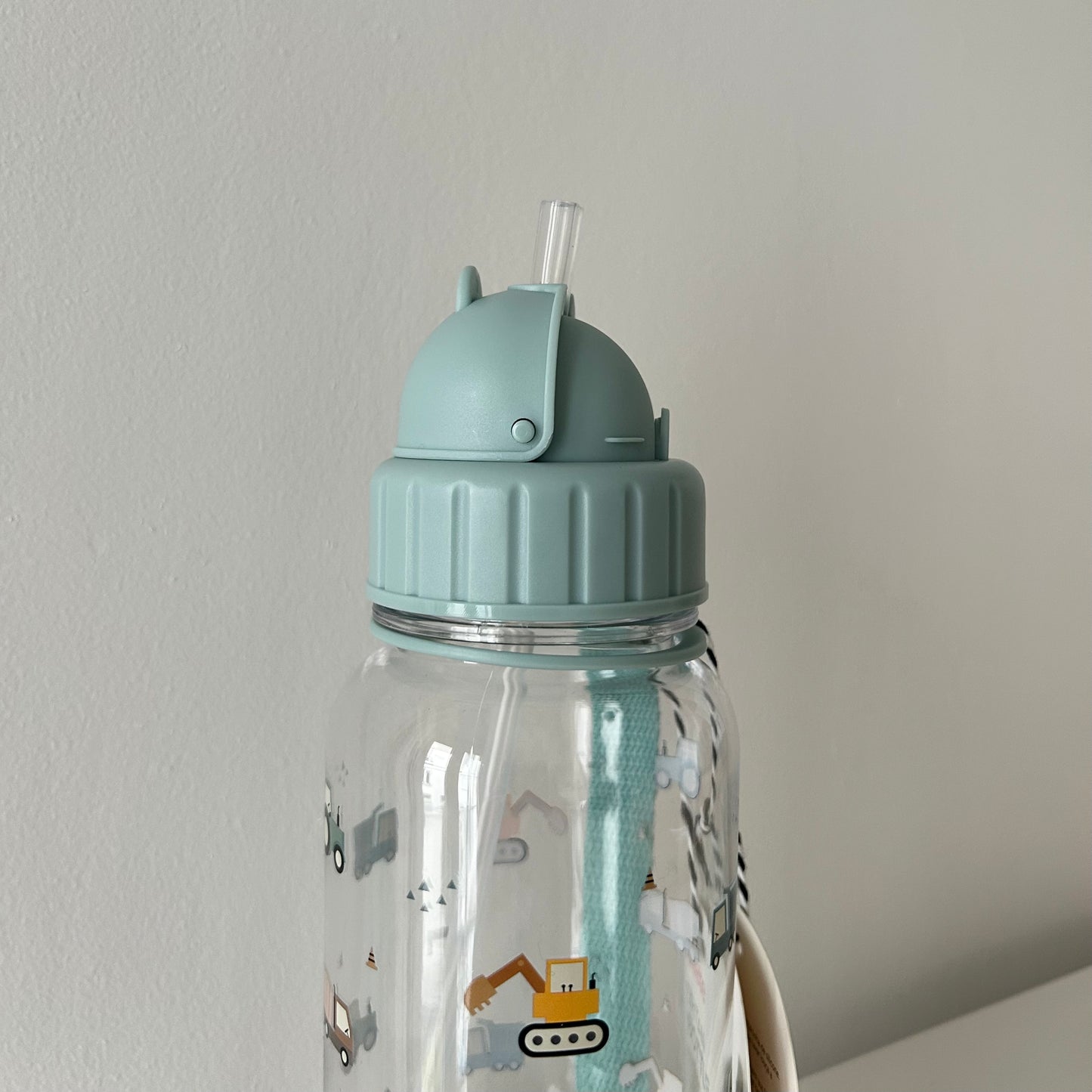 Gourde en plastique avec paille - Camion