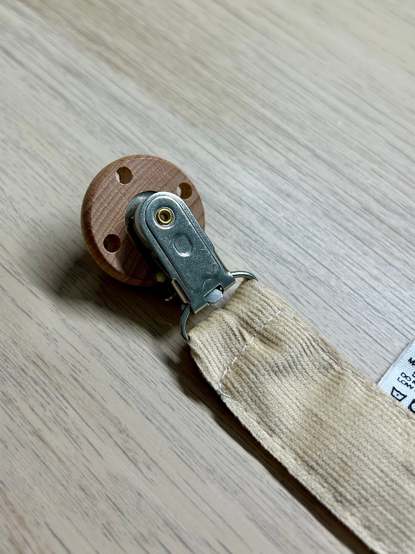 Attache-tétine en velours côtelé - Beige