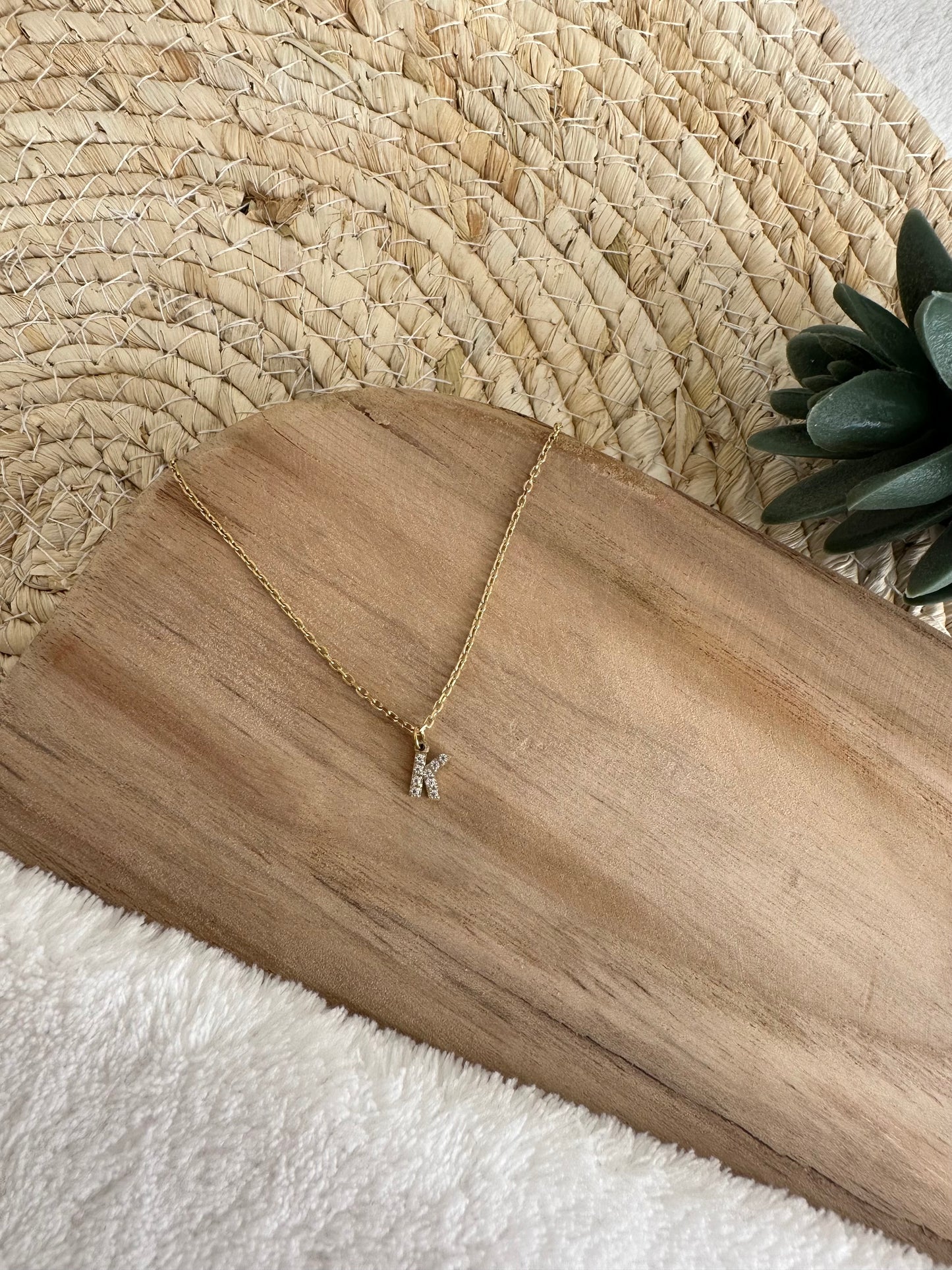 Collier initiale en cristal et acier inoxydable - Doré
