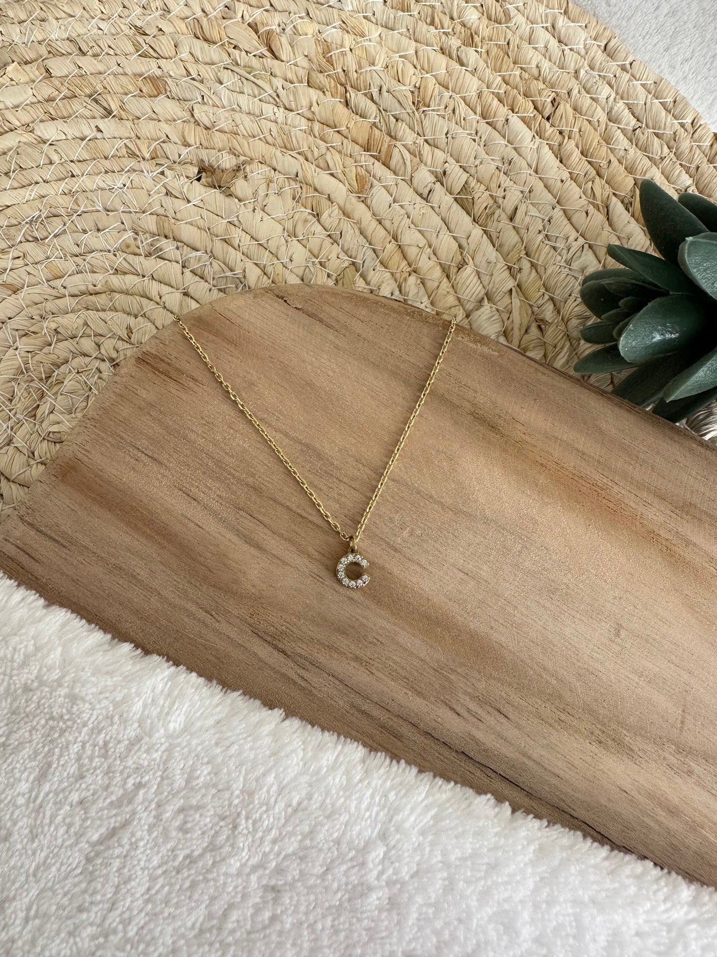 Collier initiale en cristal et acier inoxydable - Doré