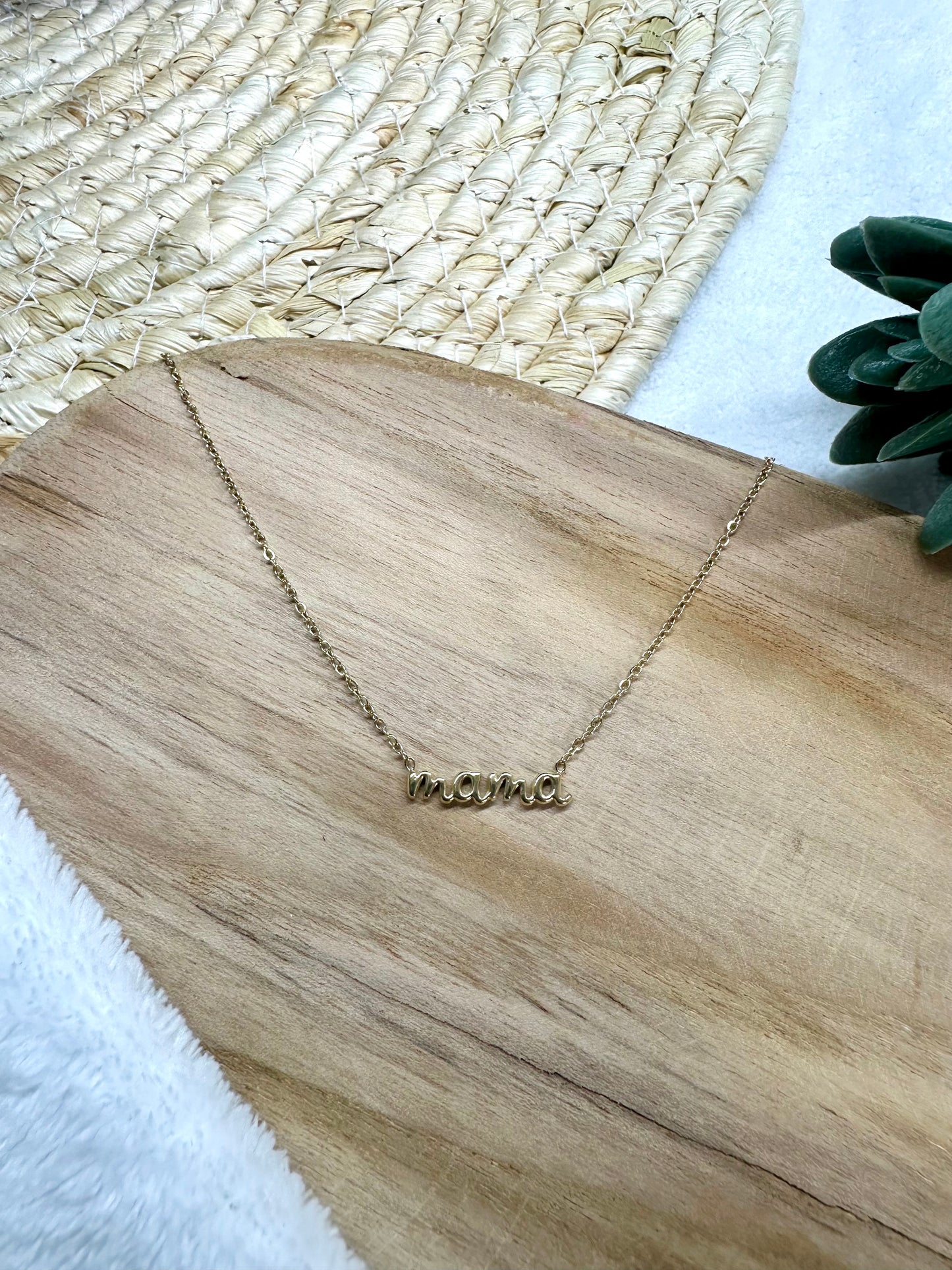 Collier "mama" en acier inoxydable - Doré